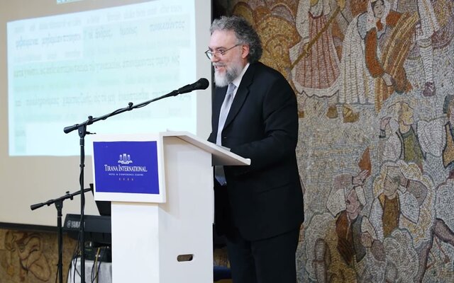 Varianti interlinear - risi e rëndësishme për studimet biblike dhe gjuhësore shqipe” –  Z. Meriton Cungu Master në gjuhësi